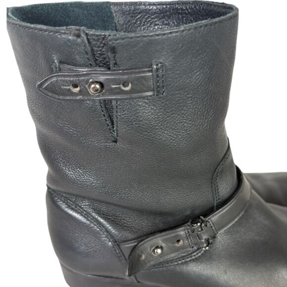 Coach Amy Soft Black Leather Flat Moto Boot Size 8.5 - Picture 2 of 9